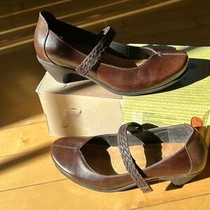 NAOT Maryjane brown 38/7.5-8
